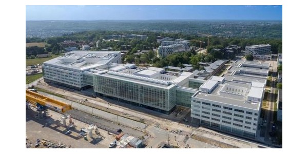 巴黎-薩克萊大學生物學、藥學和化學中心