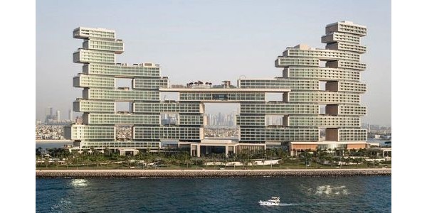 迪拜新地標——亞特蘭蒂斯皇家酒店，猶如海上‘屏風’