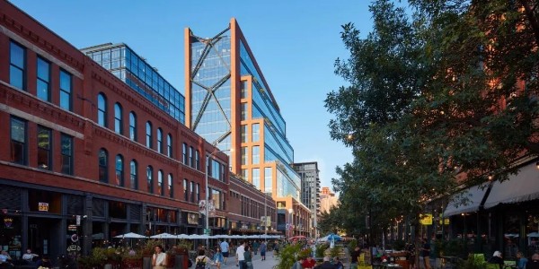 多功能 “工廠型”辦公樓，層層退的露臺處理手法—— SOM作品